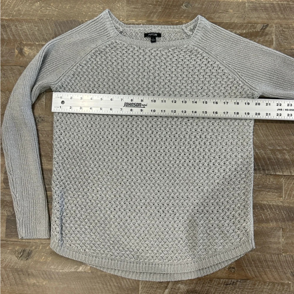 APT. 9 Gray Shimmer Knit Sweater Large - Picture 5 of 7